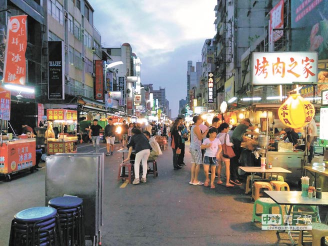 臺(tái)當(dāng)局聲稱大陸游客赴臺(tái)個(gè)人游成長 遭旅游業(yè)者打臉