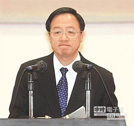 大陸與韓國10日宣布完成雙邊自由貿(mào)易協(xié)議（FTA）實質(zhì)內(nèi)容談判，江宜樺表示，這對臺灣經(jīng)貿(mào)是重大警訊，并非是恫赫或欺瞞民眾