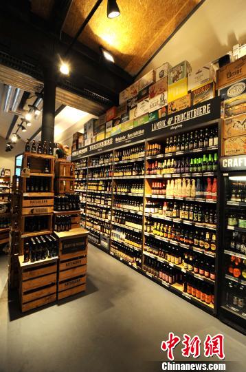 ڵ^5500NơƷУ^һǂy(tng)ıȠɭ(Pilsner)Сơ(Weizenbier)ᄃHռСıءDRATSHERRN(jng)Iг^350Nͬ;ơƵ̵ꡣ z
